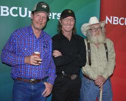 los angeles, 12 de agosto - rooster mcconaughey, butch gilliam, gil prather no nbcuniversal 2015 tca summer press tour no beverly hilton hotel em 12 de agosto de 2015 em beverly hills, ca foto