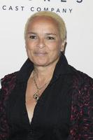 los angeles, 20 de outubro - shari belafonte na estréia amorosa no teatro samuel goldwyn em 20 de outubro de 2016 em beverly hills, ca foto