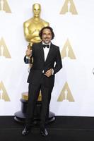 los angeles, 28 de fevereiro - alejandro gonzalez inarritu na 88ª premiação anual da academia, sala de imprensa no dolby theater em 28 de fevereiro de 2016 em los angeles, ca foto