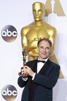 los angeles, 28 de fevereiro - mark rylance no 88º prêmio anual da academia, sala de imprensa no dolby theater em 28 de fevereiro de 2016 em los angeles, ca foto