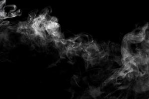 pó abstrato ou efeito de fumaça isolado em fundo preto foto