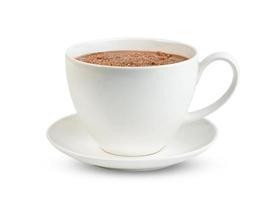 chocolate quente com xícara de café isolada no fundo branco, inclui traçado de recorte foto