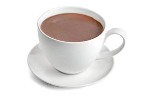 chocolate quente com xícara de café isolada no fundo branco, inclui traçado de recorte foto