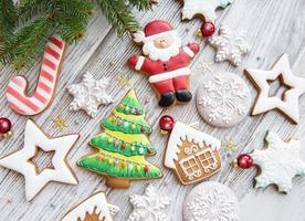 decoração de natal com biscoitos foto