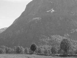 eidfjord e o hardangerfjord na noruega foto