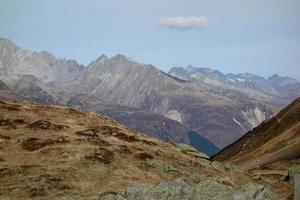 caminhada nos alpes suíços foto