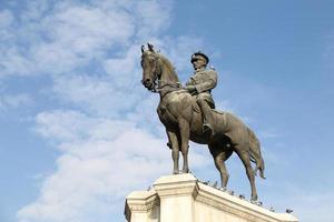 monumento da vitória em ancara foto