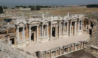 teatro de hierapolis na turquia foto