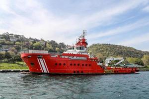 barco de segurança costeira foto