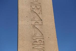 obelisco de teodósio na cidade de istambul, turquia foto