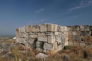 muralha da cidade antiga de hierápolis, turquia foto