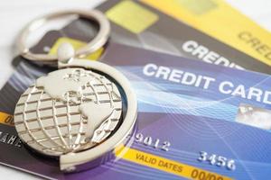 cartão de crédito para compras on-line, conceito de negócios de finanças de segurança. foto