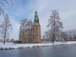 tempo de inverno em um castelo alemão foto