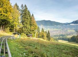 montanha-russa alpina em kolbensattel foto