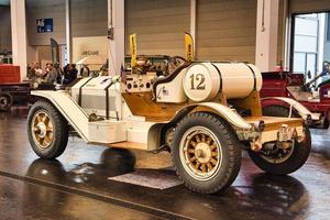 friedrichshafen - maio de 2019 white amelia simplex cabrio no motorworld classics bodensee em 11 de maio de 2019 em friedrichshafen, alemanha foto