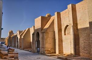 kairouan, tunísia - grande mesquita antiga de outubro de 2014 em 8 de outubro de foto