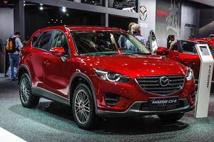 frankfurt - setembro de 2015 mazda cx-5 apresentado na iaa international foto