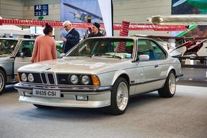 friedrichshafen - maio de 2019 prata bmw e24 m 635 csi 1983 cupê no motorworld classics bodensee em 11 de maio de 2019 em friedrichshafen, alemanha foto