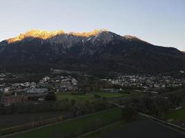 montanhas em liechtenstein foto