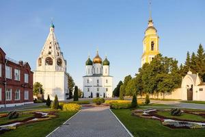 praça da catedral sobornaya na cidade de kolomna foto