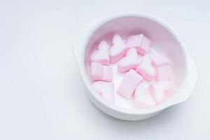 corações de marshmallow branco e rosa limpar fundo de imagem. foto