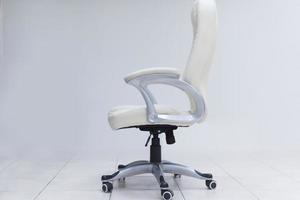cadeira de escritório branca foto
