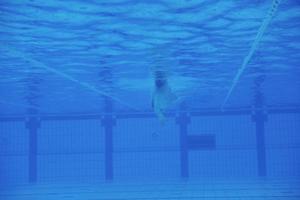 piscina debaixo d'água foto