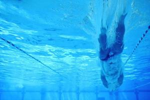 piscina debaixo d'água foto