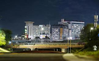 coreia, província de chungcheong do sul, visão noturna de cheonan foto