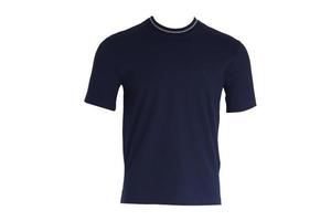 maquete de camisetas masculinas. modelo de design. espaço de cópia de maquete