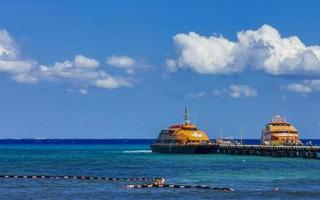 playa del carmen quintana roo méxico 2022 ultramar ferry para a ilha de cozumel em playa del carmen méxico. foto