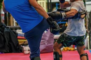 sparring boxe tailandês foto