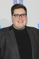 los angeles, 7 de abril - jordan smith no we day califórnia 2016 no fórum em 7 de abril de 2016 em inglewood, ca foto