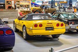 Sinsheim, Alemanha - Mai 2022 Yellow Cabrio Chevrolet Corvette C4 Pace Car foto