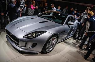 frankfurt - setembro de 2015 f-type s apresentado na iaa international m foto