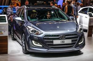 frankfurt - setembro de 2015 hyundai i30 apresentado na iaa internacionala foto