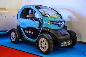 frankfurt - setembro 2015 carro elétrico renault twizy apresentado em i foto