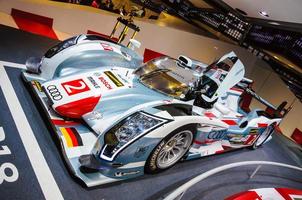 frankfurt - 21 de setembro audi r18 e-tron quattro 01 apresentado como estreia mundial na 65th iaa internationale automobil ausstellung em 21 de setembro de 2013 em frankfurt, alemanha foto