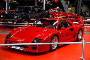 sinheim, alemanha - mai 2022 vermelho ferrari f40 1989 478ps carro esportivo foto