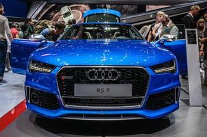 frankfurt - set 2015 audi rs 7 apresentado na iaa international foto