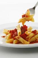 penne comida italiana foto