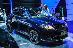 frankfurt - setembro 2015 lancia ypsilon apresentado na iaa internati foto