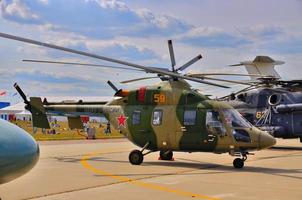 moscou, rússia - helicóptero de transporte de agosto de 2015 mi-38 apresentado foto