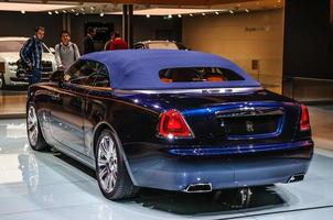 frankfurt - setembro 2015 rolls-royce phantom coupe apresentado na ia foto