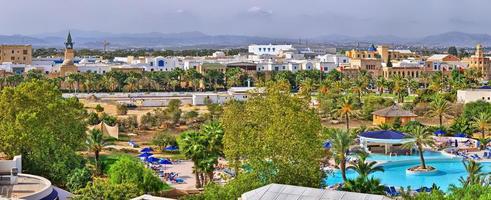 Hammamet, Tunísia - piscina de outubro de 2014 em hotel de luxo em 10 de outubro de 2014 em Hammamet, Tunísia foto