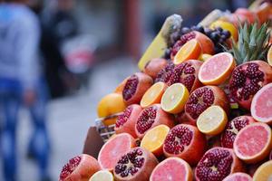 exibição colorida de frutas foto