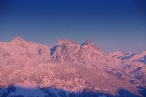 paisagem de inverno montanha foto