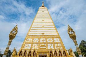 wat phrathat nong bua é um templo dhammyuttika, um dos templos importantes em ubon ratchathani. foto