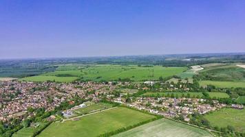 imagens aéreas e vista de alto ângulo do campo britânico, imagens do drone foto