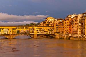 ponte vecchio, florença, itália foto